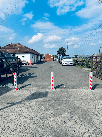 Cheval Stud Storage – Units & Vehicle Storage